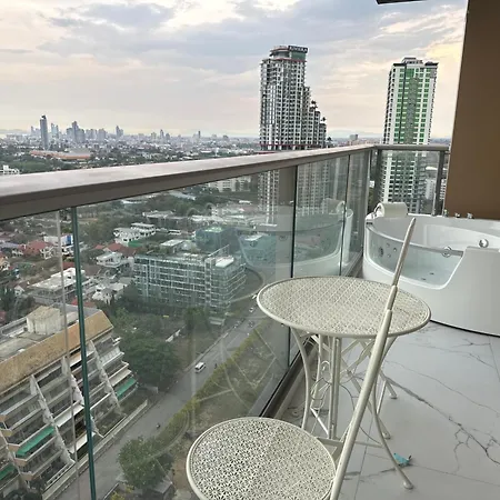 Copacabana Beach Jomtien 科帕卡巴纳海乔木提安海滩毗邻乔木提安夜市 Exterior photo